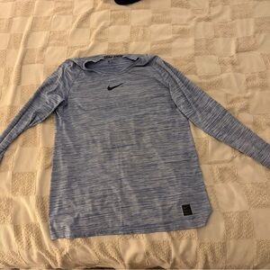 Nike Men's Heathered Blue long sleeve SIZE M